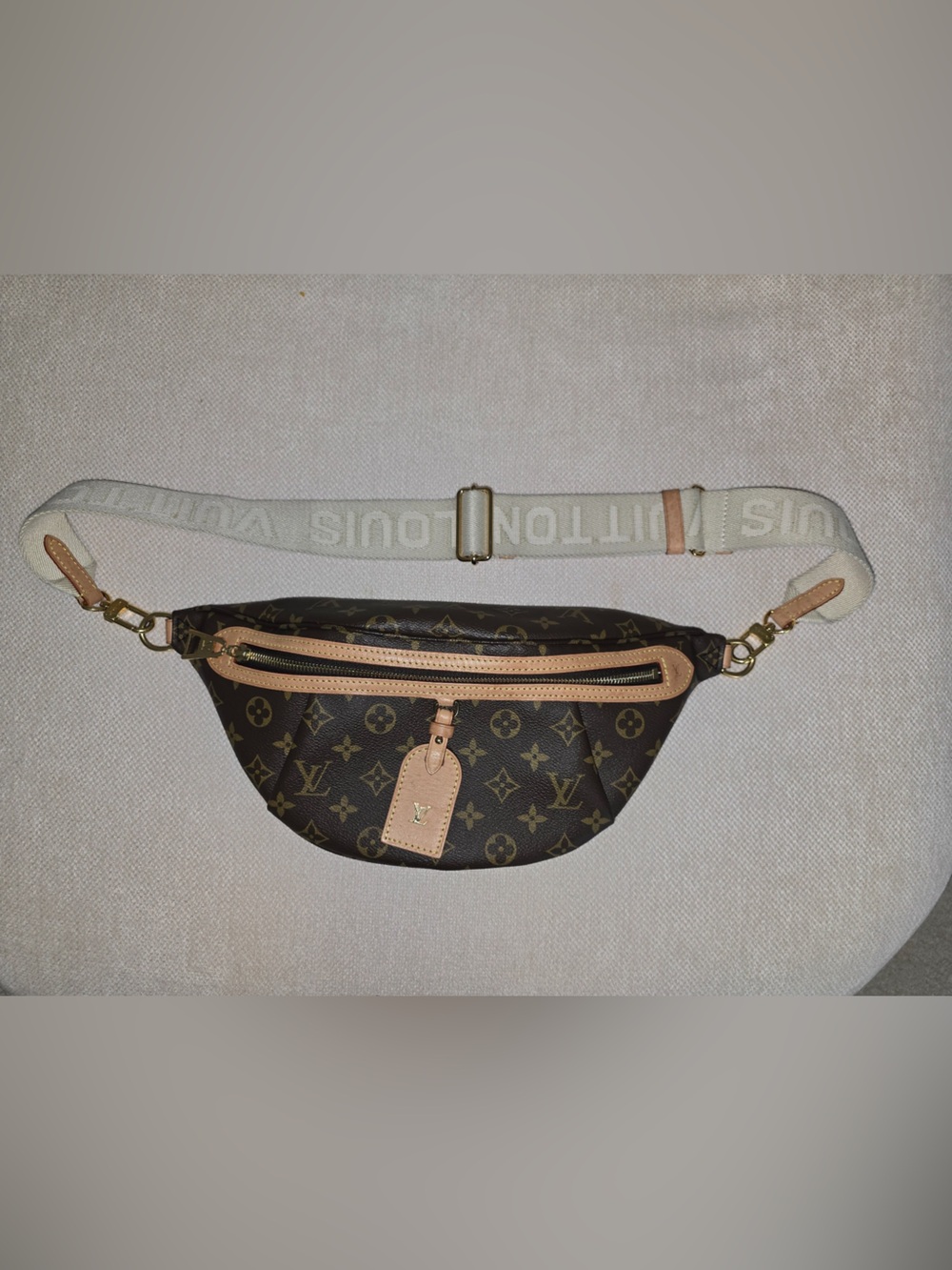 Louis Vuitton High Rise Bumbag - Picture 12 of 16